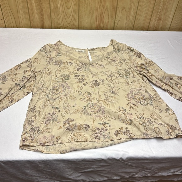 Maurices Cream Relaxed Blouse with Billowy Sleeves - Picture 4 of 7